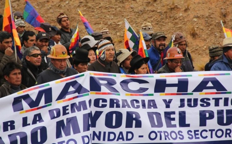Evo desde la marcha: La nueva Bolivia no se toca